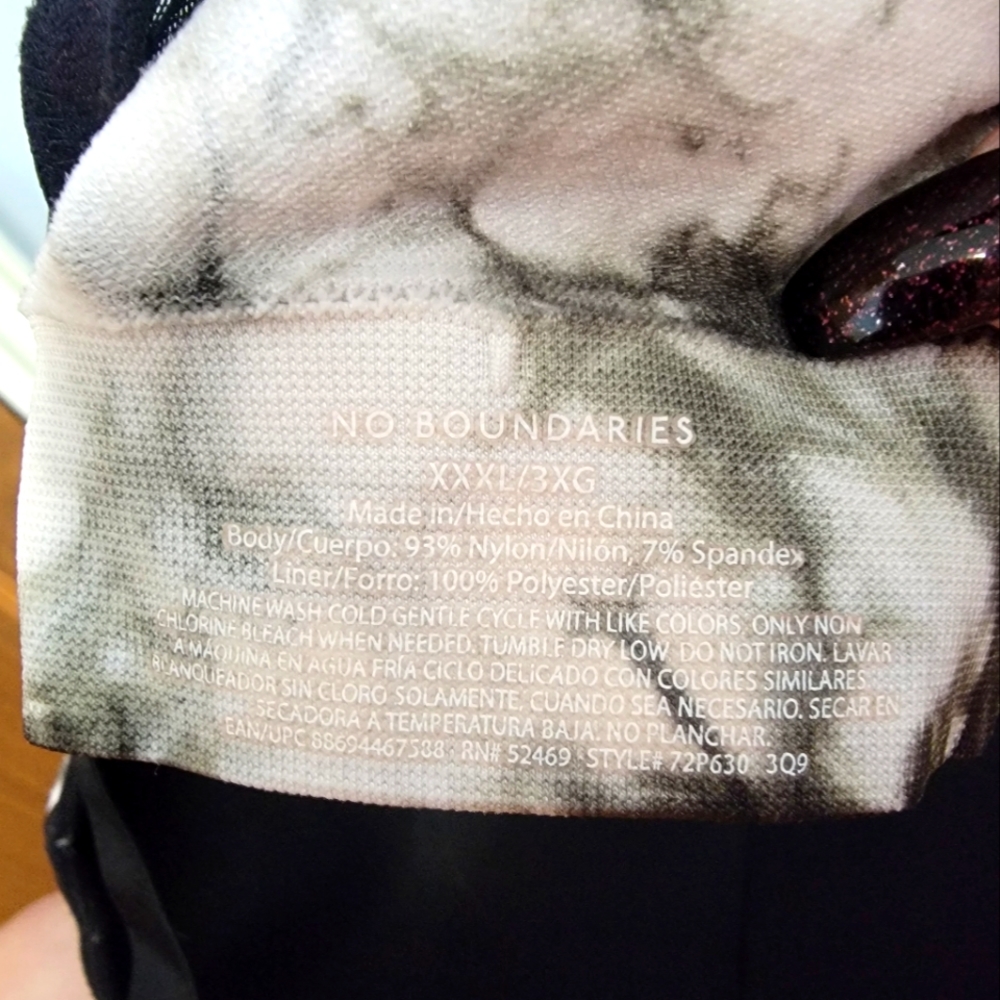 No Boundaries Sculpted Wireless Bandeau Plus-Size Bra! - Picture 3 of 4